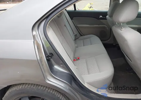 2011 Ford Fusion Se from USA, damaged, VIN 3FAHP0HAXBR137113